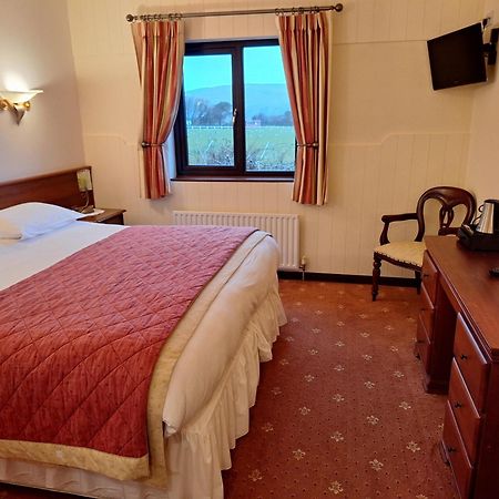 Corthna Lodge Schull Ngoại thất bức ảnh