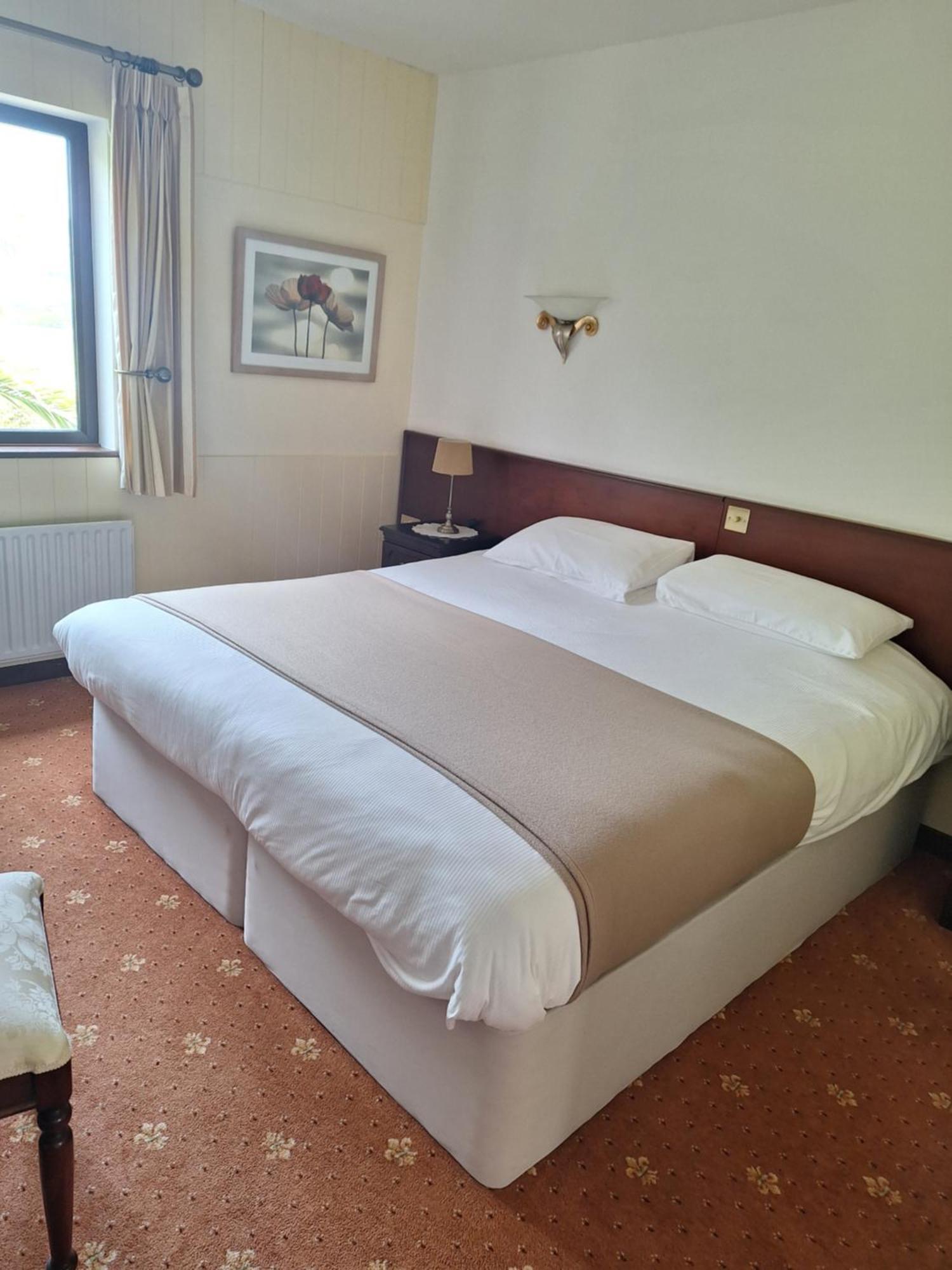 Corthna Lodge Schull Ngoại thất bức ảnh